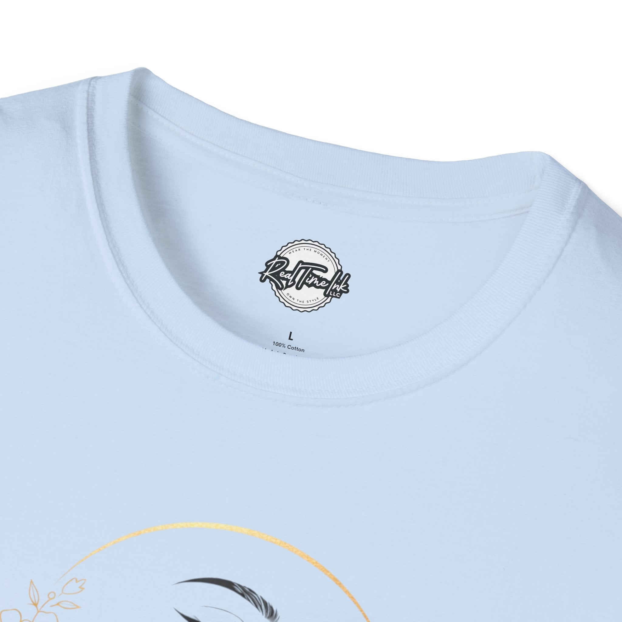 4 Seasons T-Shirt — Elegant Minimalist Face Illustration Graphic Tee