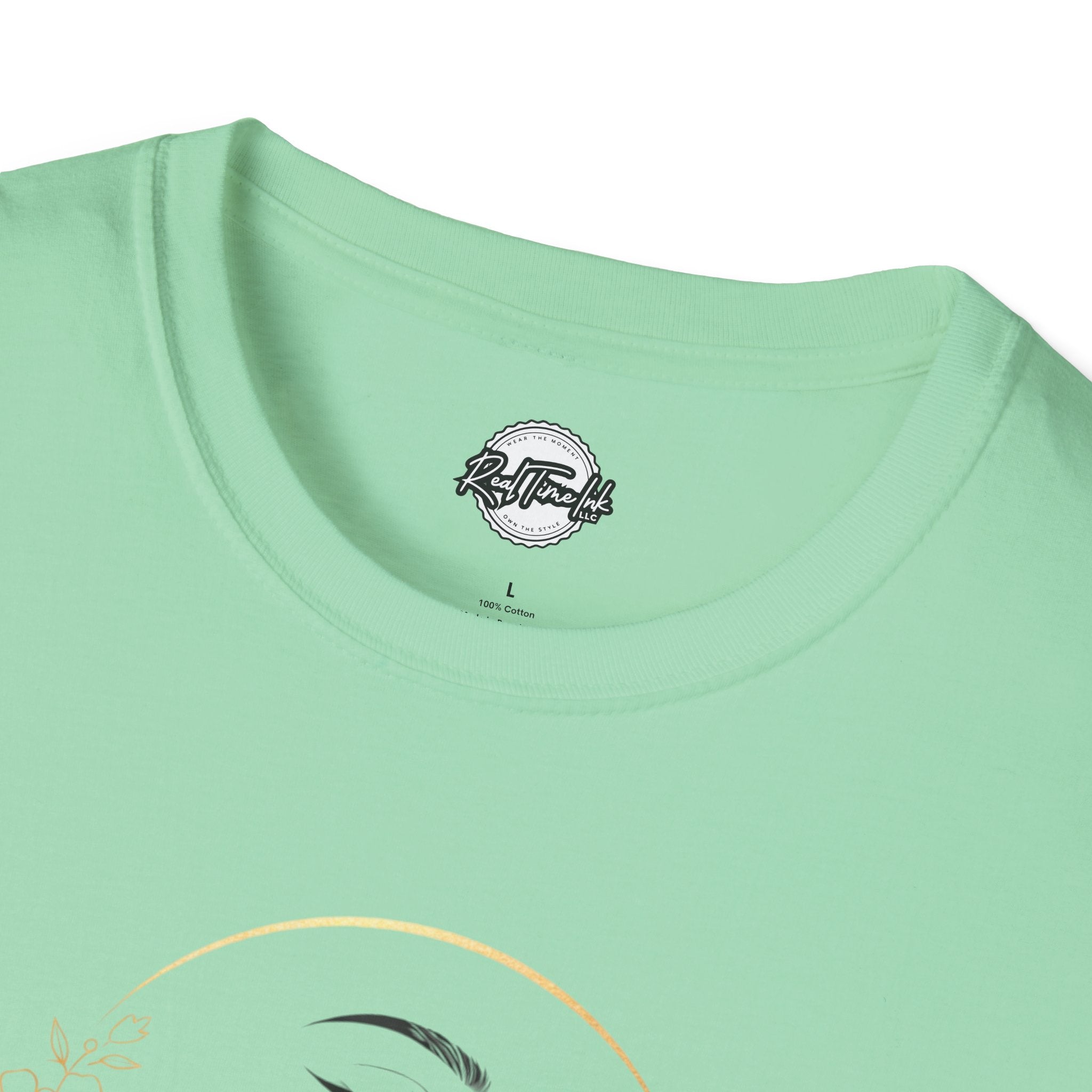4 Seasons T-Shirt — Elegant Minimalist Face Illustration Graphic Tee